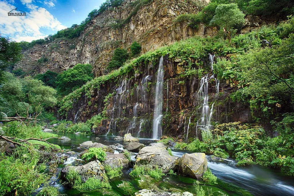 კოტეჯები წალკაში, დაშბაშის კანიონზე