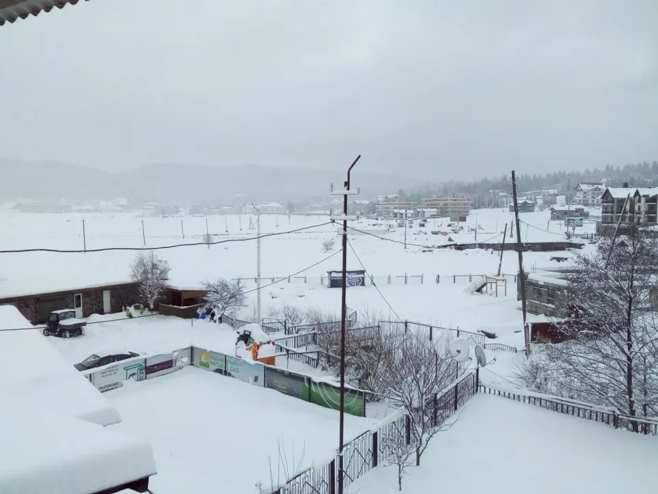 ექვსსაძინებლიანი კოტეჯი ბაკურიანში K-50